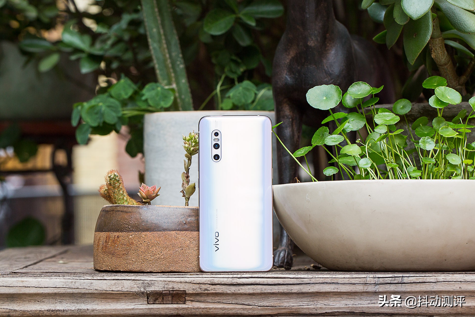 vivox27幻彩夏日和印象夏日的区别,vivox27幻彩夏日和印象夏日的图片