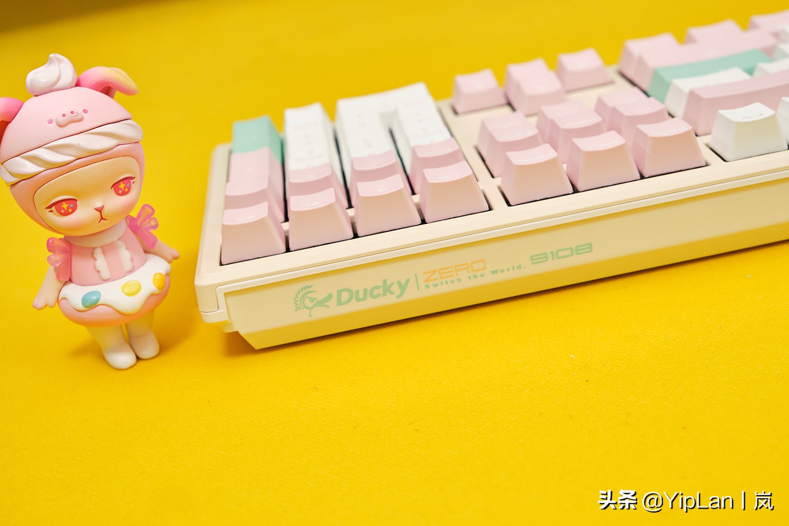 吉利鸭duckyone2开箱,吉利鸭duckyone2冲鸭系列键盘评测