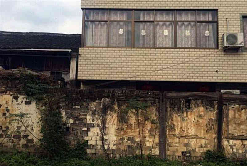 李嘉诚祖陵风水,李嘉诚祖坟到底好在哪