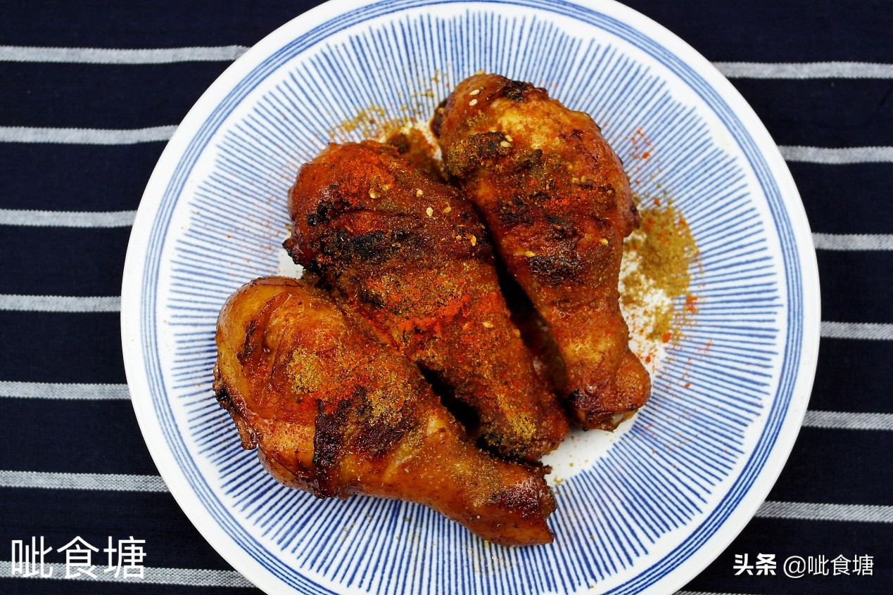 炸鸡腿怎么炸外皮酥脆,炸鸡腿怎么做到表皮不发软