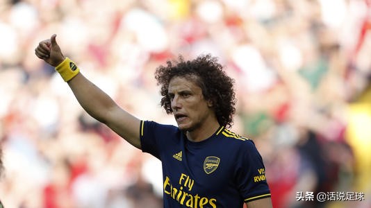 球迷眼中的“定时*弹炸**”，大卫-路易斯究竟是天使还是魔鬼？