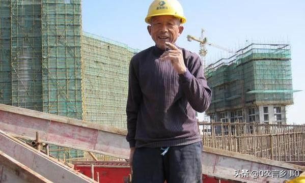 农民打工应该有自己的工作标准,农民工在外打工有出路吗