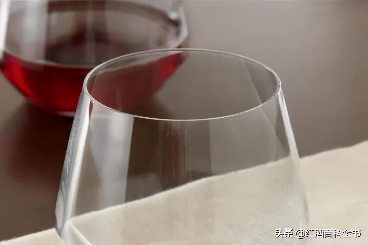 水晶酒杯怎么选择,好的水晶酒杯