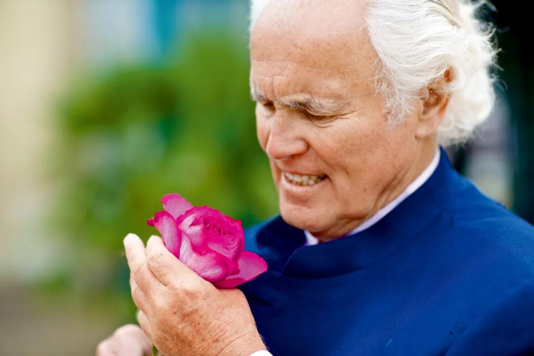 RR·TRENDS|绽放在腕间的甜美使命