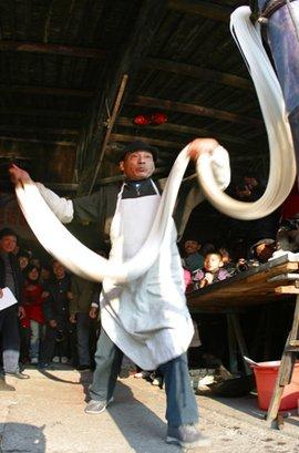 糖瓜粘和灶糖,糖瓜粘住灶王爷的牙