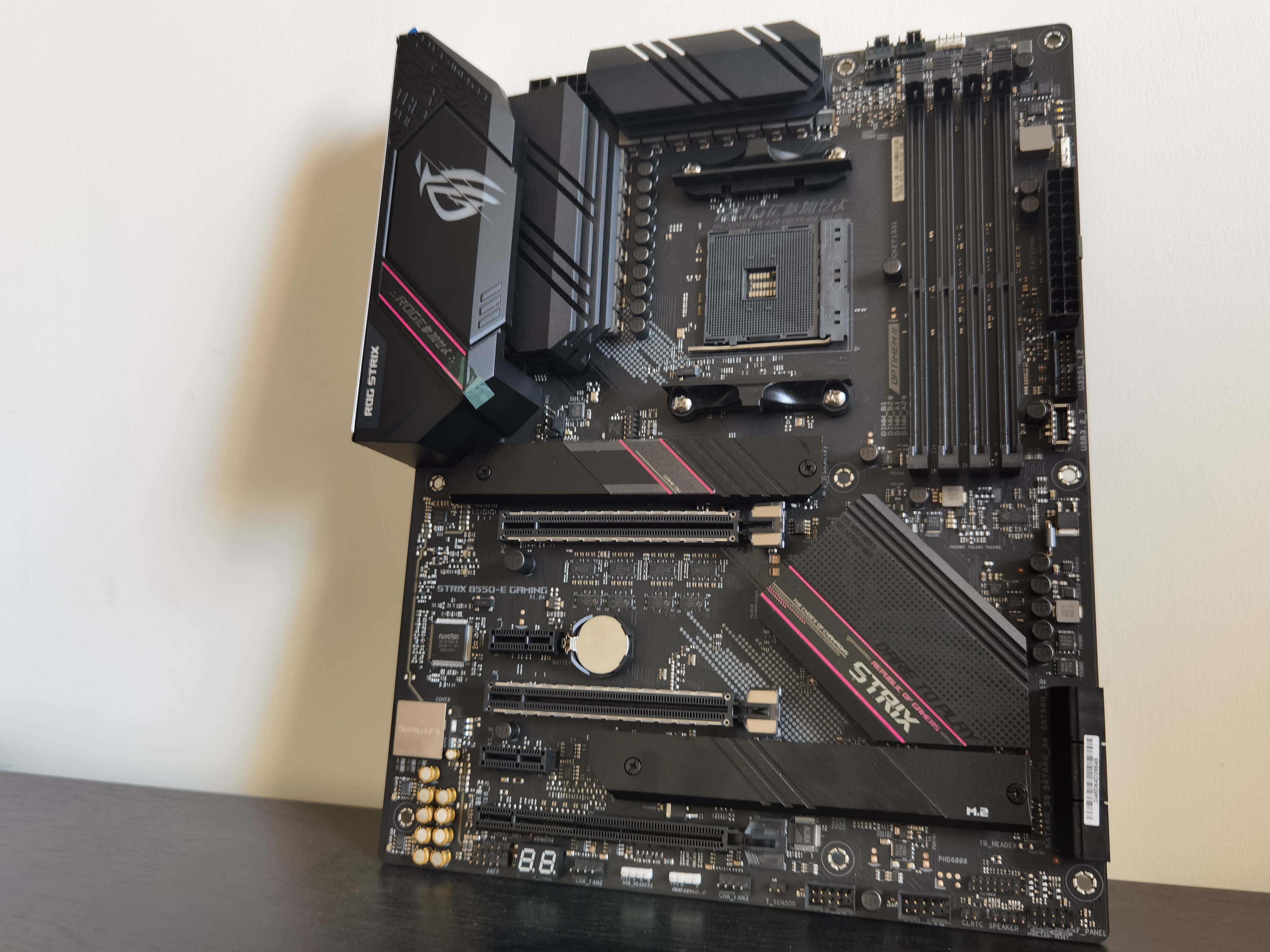 华硕strixb550-fgaming,华硕strixb550xe