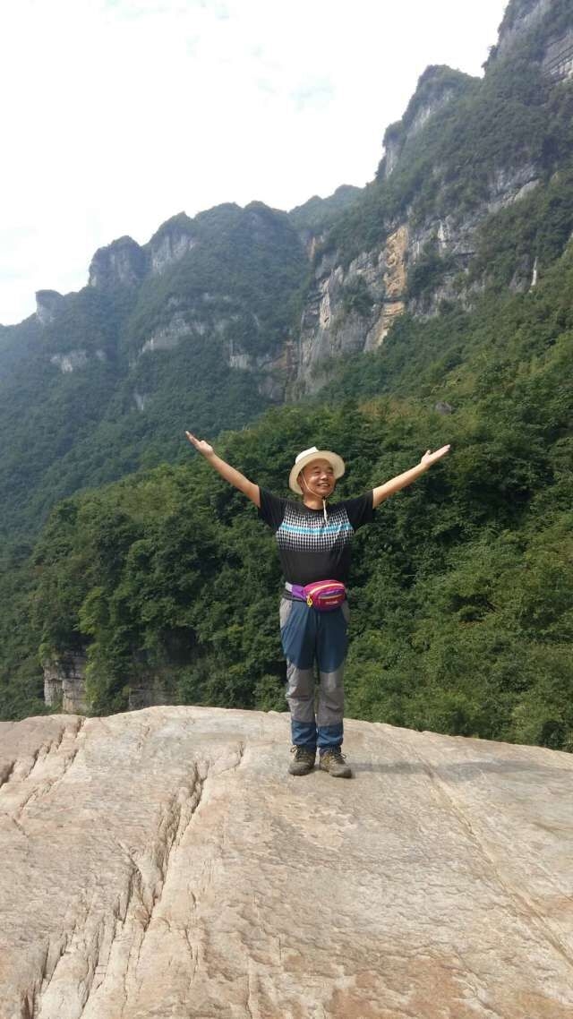 西漂湾瀑布群,建始西漂湾瀑布群