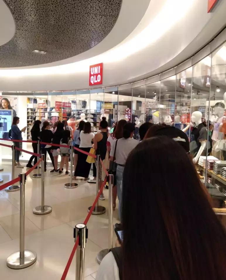 优衣库重磅t恤,优衣库xkaws联名衣服