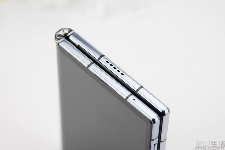 柔宇royoleflexpai2评测视频,柔宇flexpai25g折叠屏