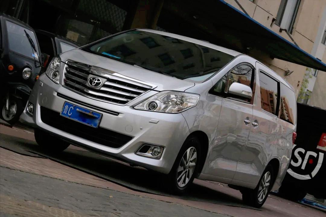 丰田埃尔法底盘全面升级,丰田埃尔法改装的巅峰之作