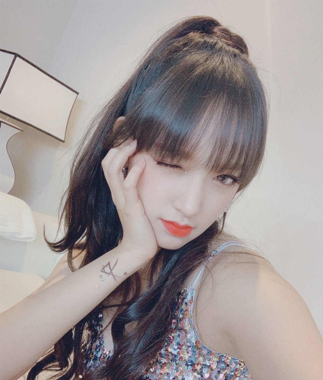 女星齐刘海和无刘海,当内地女星撞上港台女星