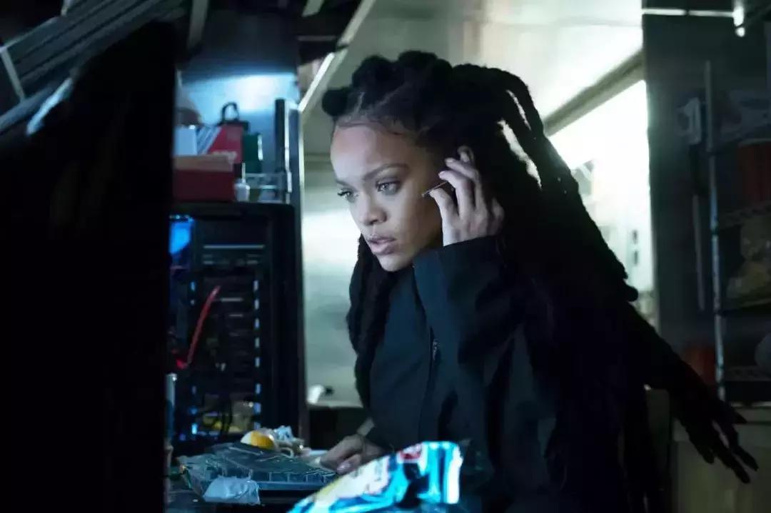 鐬掑ぉ杩囨捣鏃惰,鐬掑ぉ杩囨捣鏈嶈