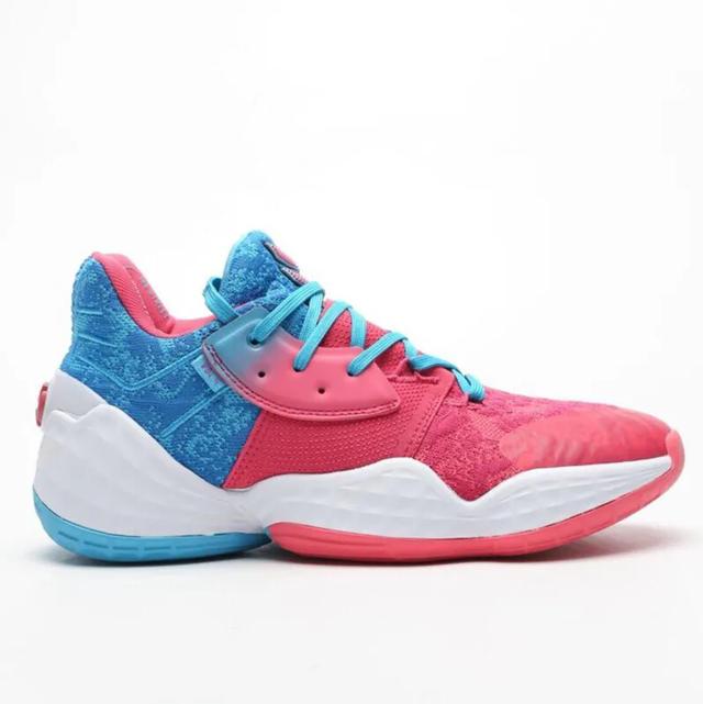 阿迪达斯probounce2018实战,阿迪达斯superstar可以实战