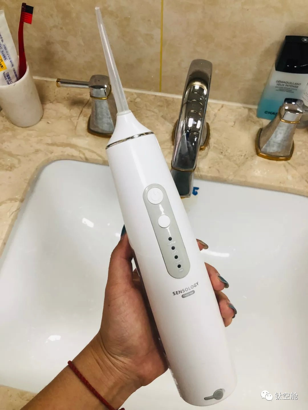 用冲牙器冲的牙很酸,用冲牙器后牙缝更大了