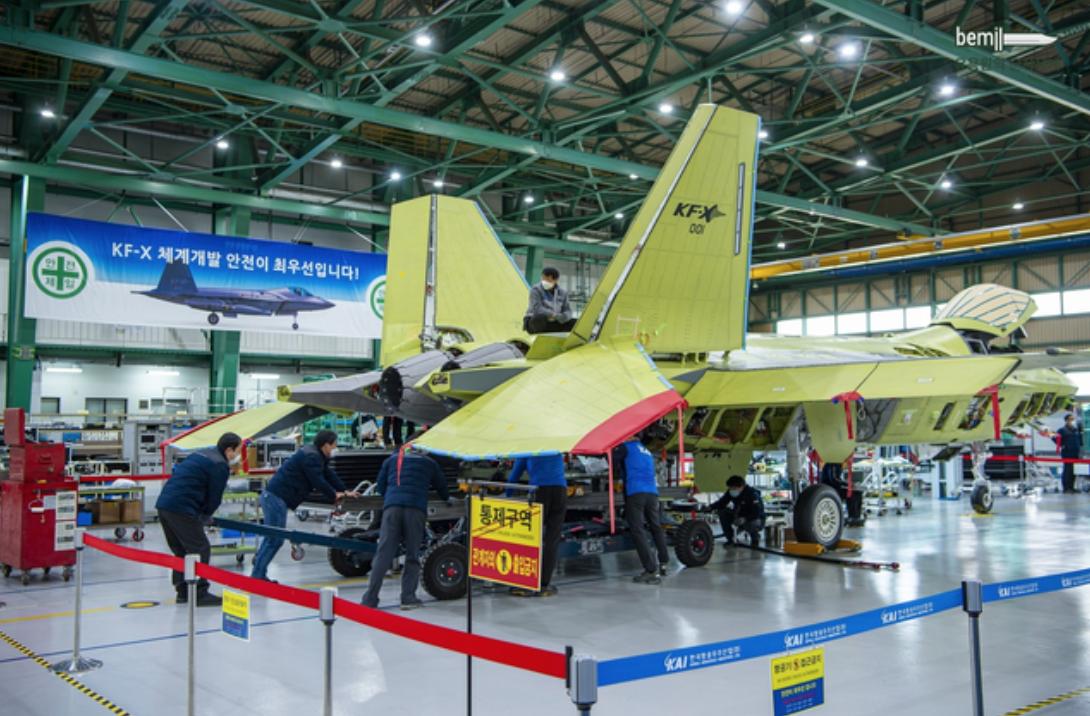 韩国kfx与歼20比较,韩国kf-x战斗机