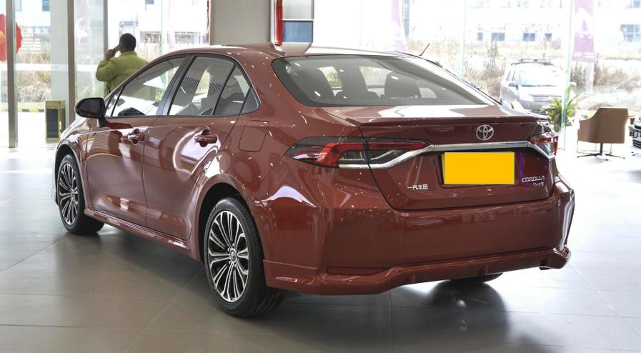 新款卡罗拉和轩逸哪个值得买,卡罗拉跟新轩逸哪个更值得买