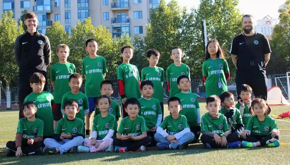 万国群星队,万国群星足球视频