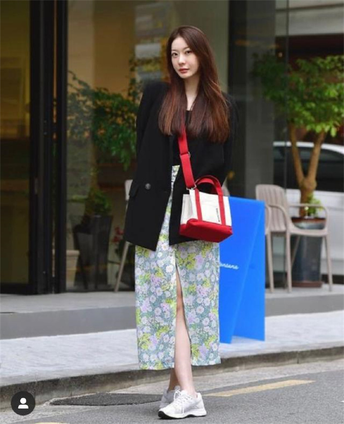 小个子穿长裙显胖,155小个子穿到脚踝的长裙显矮吗