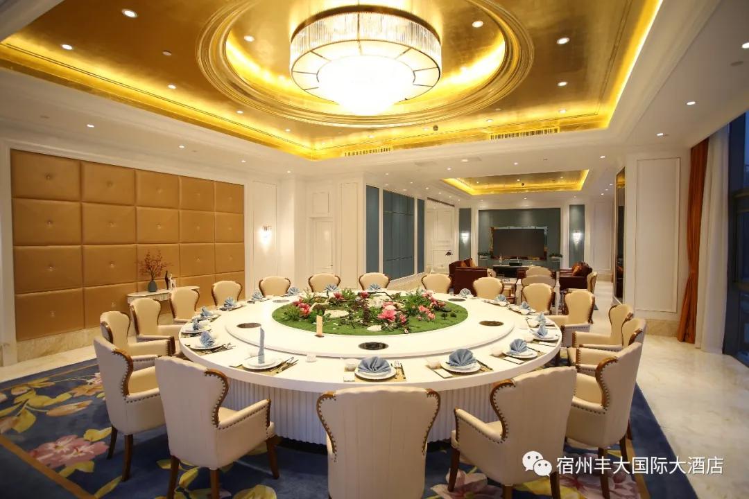 苏州吃饭唱歌一体的酒店,吃饭打牌唱歌为一体的酒店