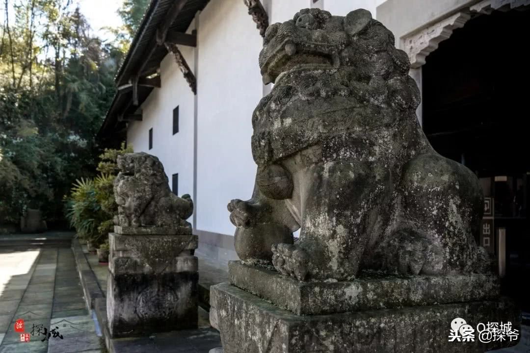 重庆小故宫红墙,重庆魔鬼山城一日游