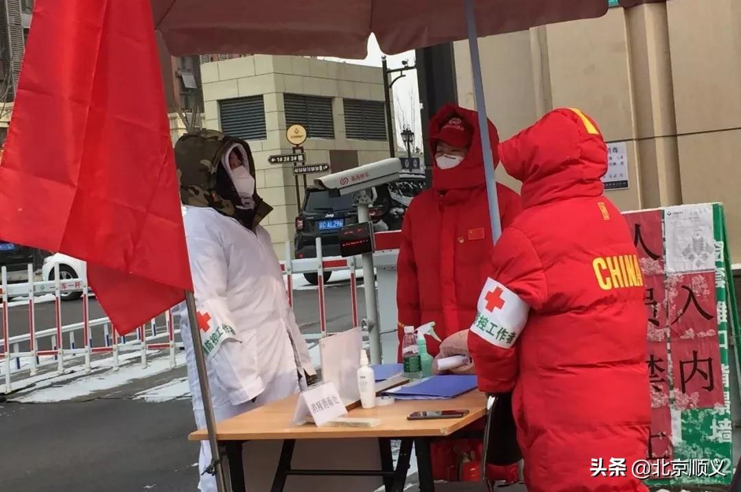 疫战中并肩作战的夫妻档,父女兵并肩抗疫情