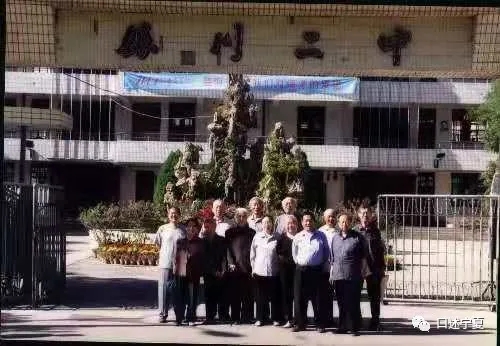 母校记忆中的风景变了又没变,母校的印记