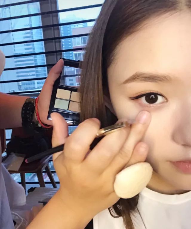 90后美妆护肤,20年后美妆界又多一位美妆大咖