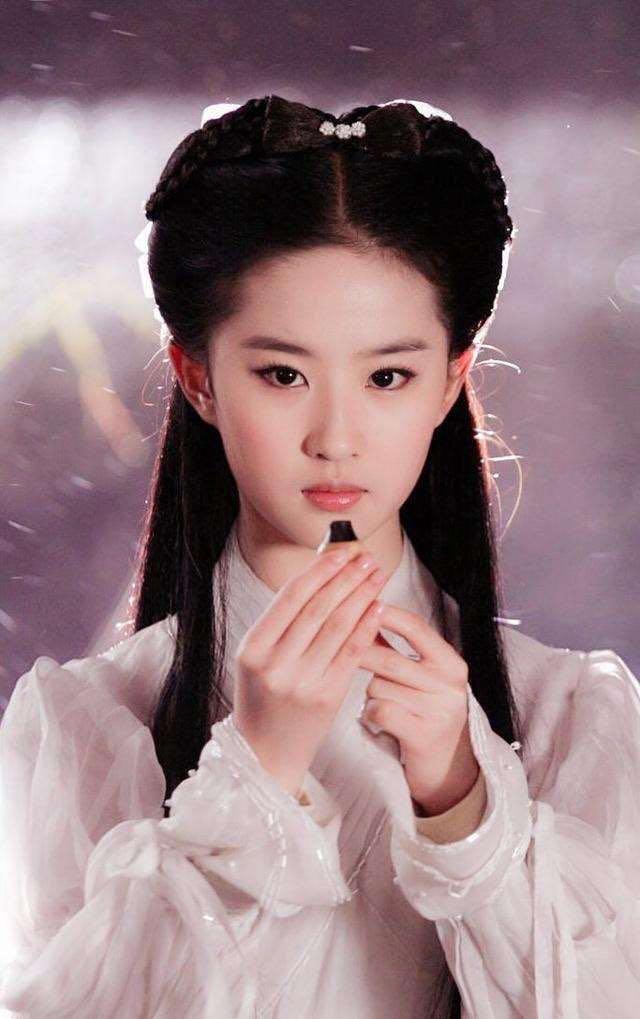 金庸笔下为什么让小龙女*身失**？原来有两个原因，匹配和还债