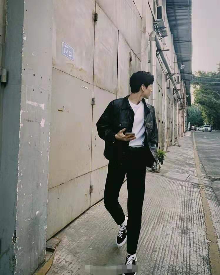 时尚流行的皮衣,时尚潮流真皮皮衣