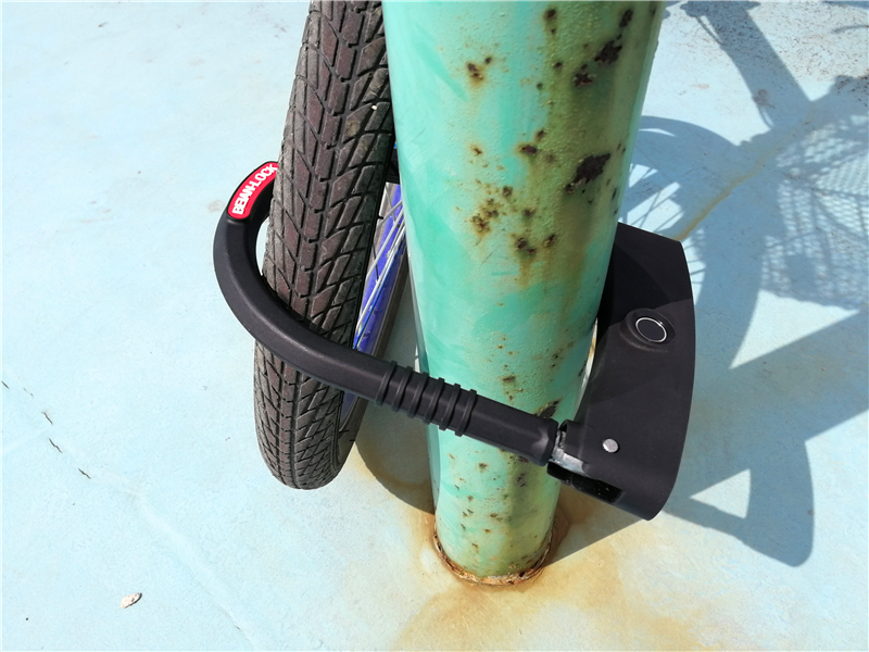 u型智能锁抗暴力测试,智能锁安全测评