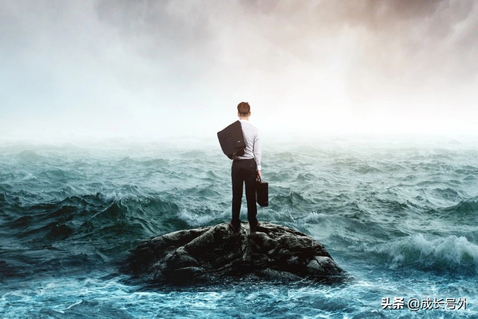 少不看水浒老不看三国动漫,少不看水浒老不看三国原话