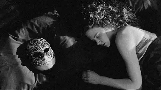 只看到尺度？太低估这背后的隐喻了