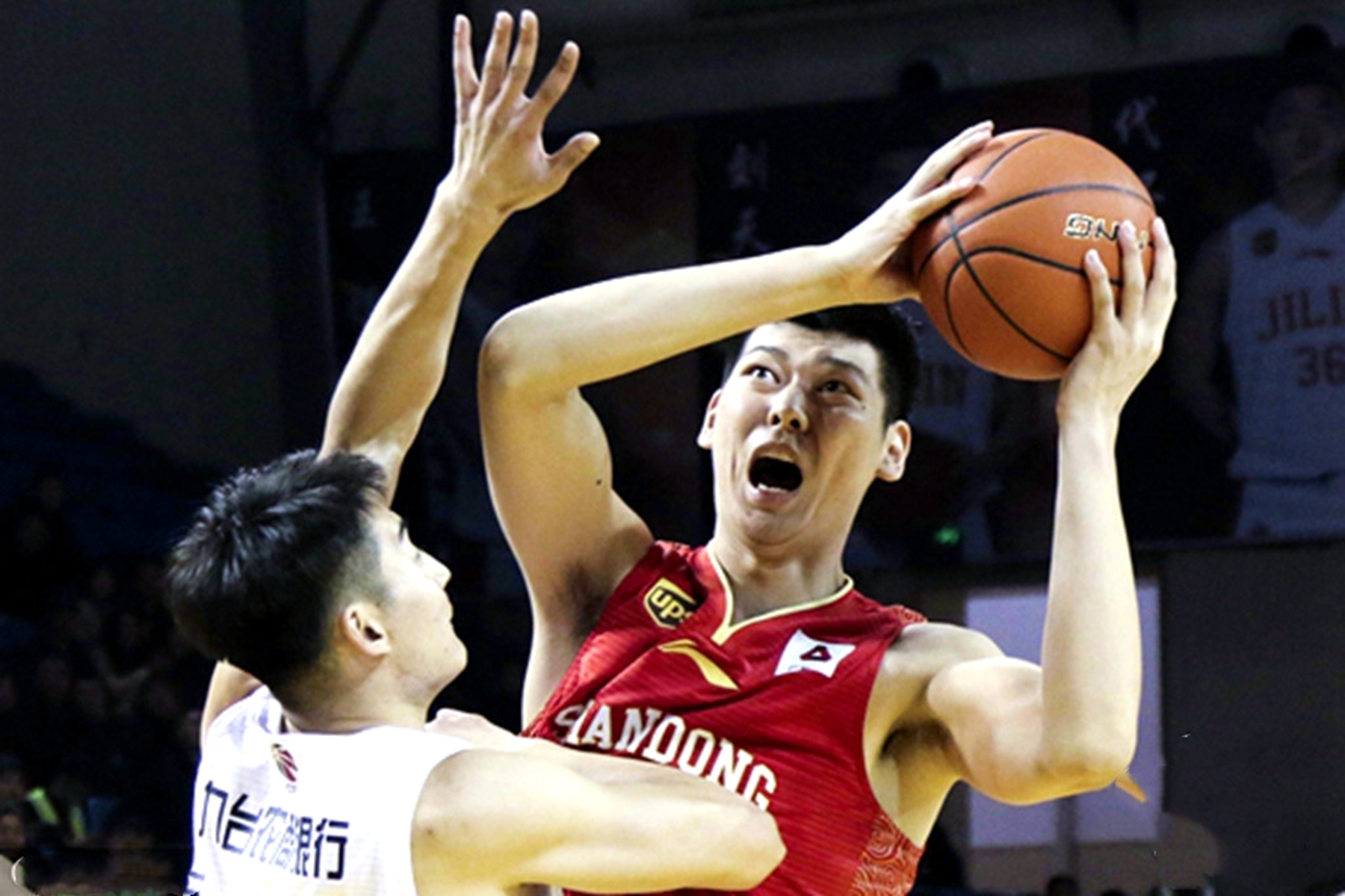 “小姚明”朱荣振,究竟何时才能成为山东及中国篮坛的耀眼新星?