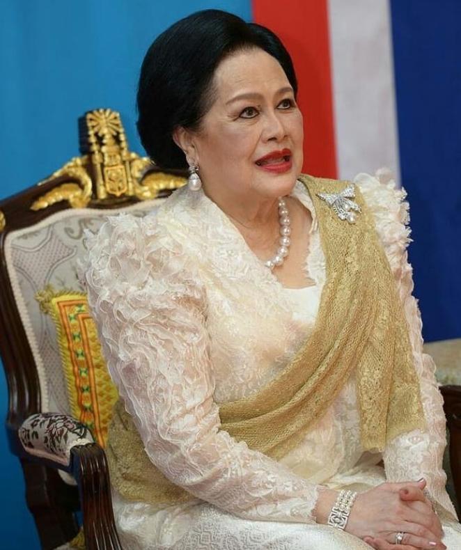 诗丽吉是否后悔出轨,诗丽吉王后出轨后国王如何惩罚