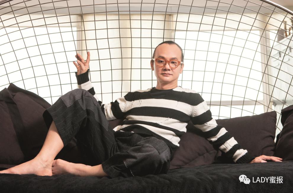 姚谦的时尚生活,在封闭的环境生活