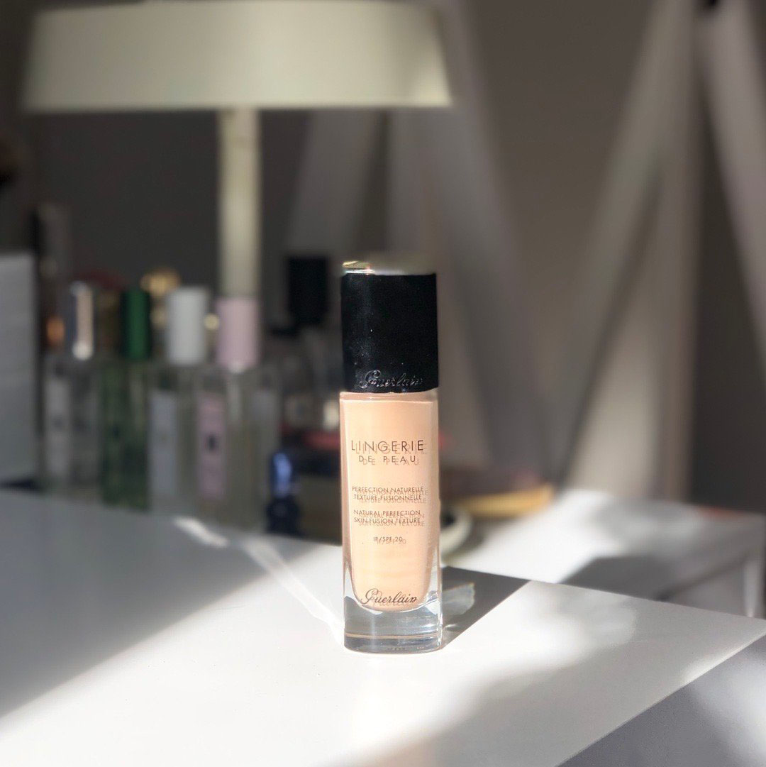 适合油皮的粉底液dw哪个型号,适合油皮不闷痘的粉底液防水防汗