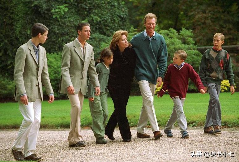 结婚十年婆家将她扫出门，两手空空，这个卢森堡王妃仍舍不得夫姓