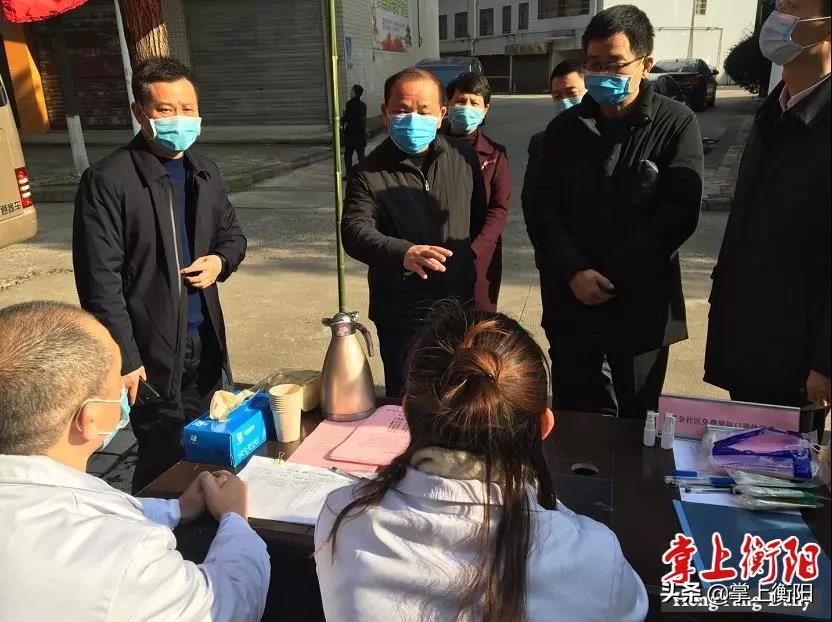 捐款1000元抗击疫情,人大代表抗疫捐赠物资