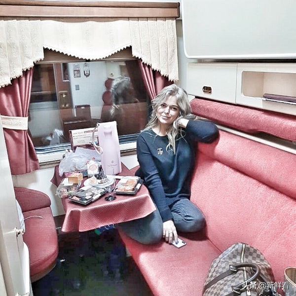 俄罗斯圣彼得堡火车卧铺,莫斯科到圣彼得堡的卧铺车厢怎样