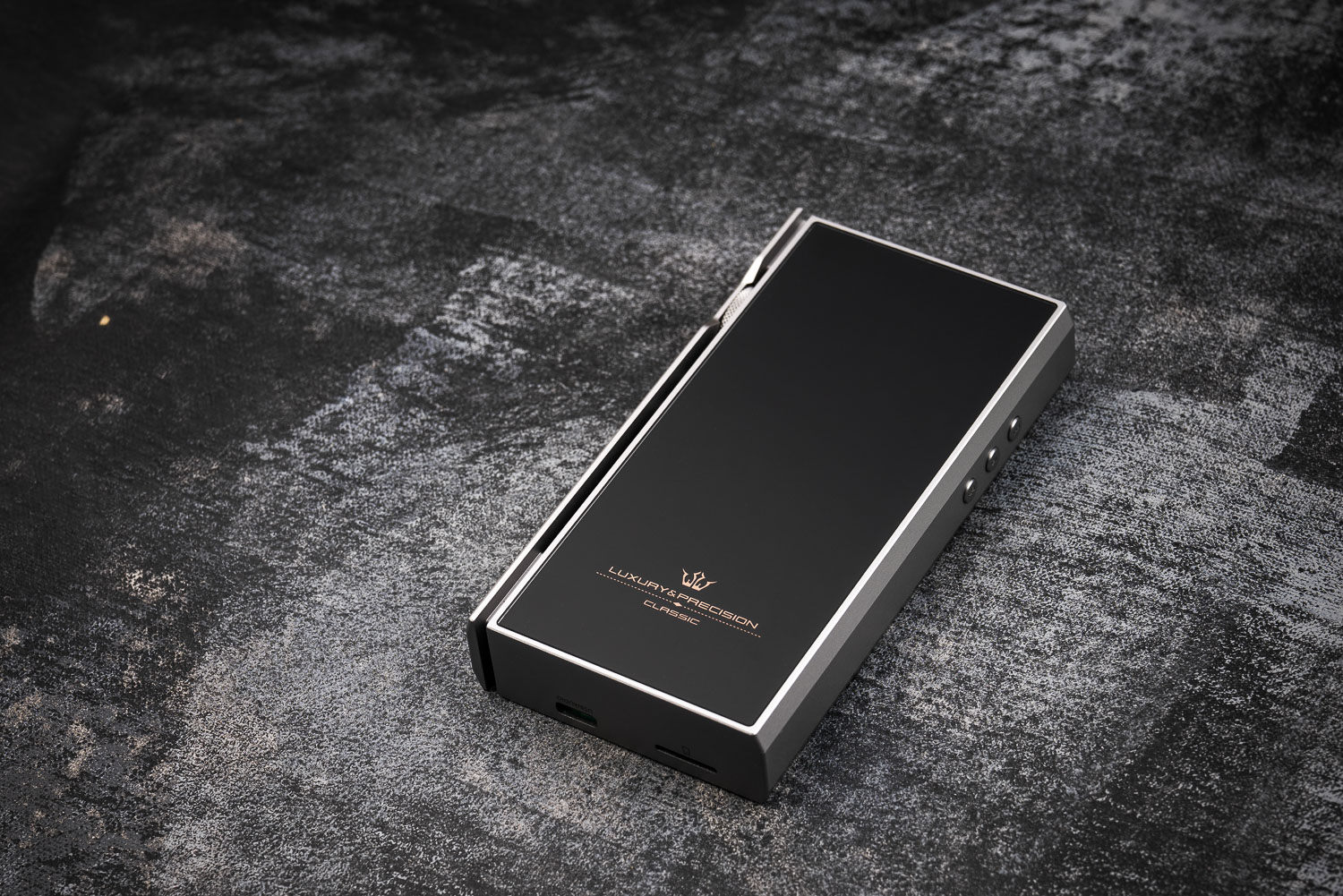 乐彼P6：全球首款分立式R2R便携*放播**器，把台机塞进随身