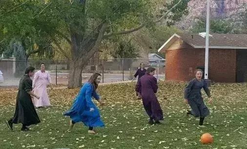 拥有79名妻子、60名子女，性侵亲生女儿......这个男人活在自己的“天堂”里，却是别人的地狱