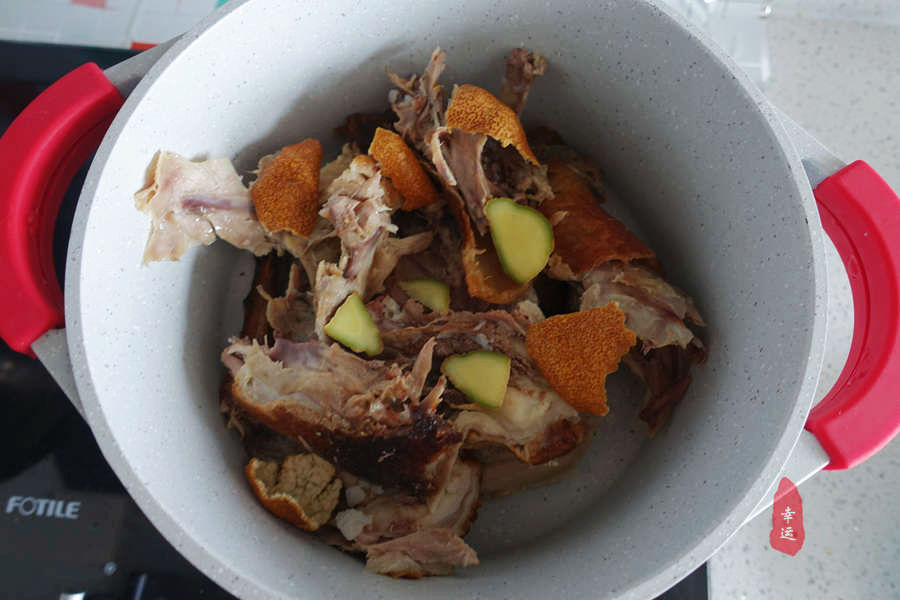 鸭汤怎么做好吃又好喝,黄皮鸭汤7-12岁儿童健脾鸭汤