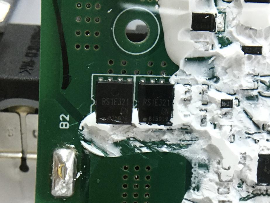 东成电扳手锂电充电器拆解,东成充电器拆解用什么工具