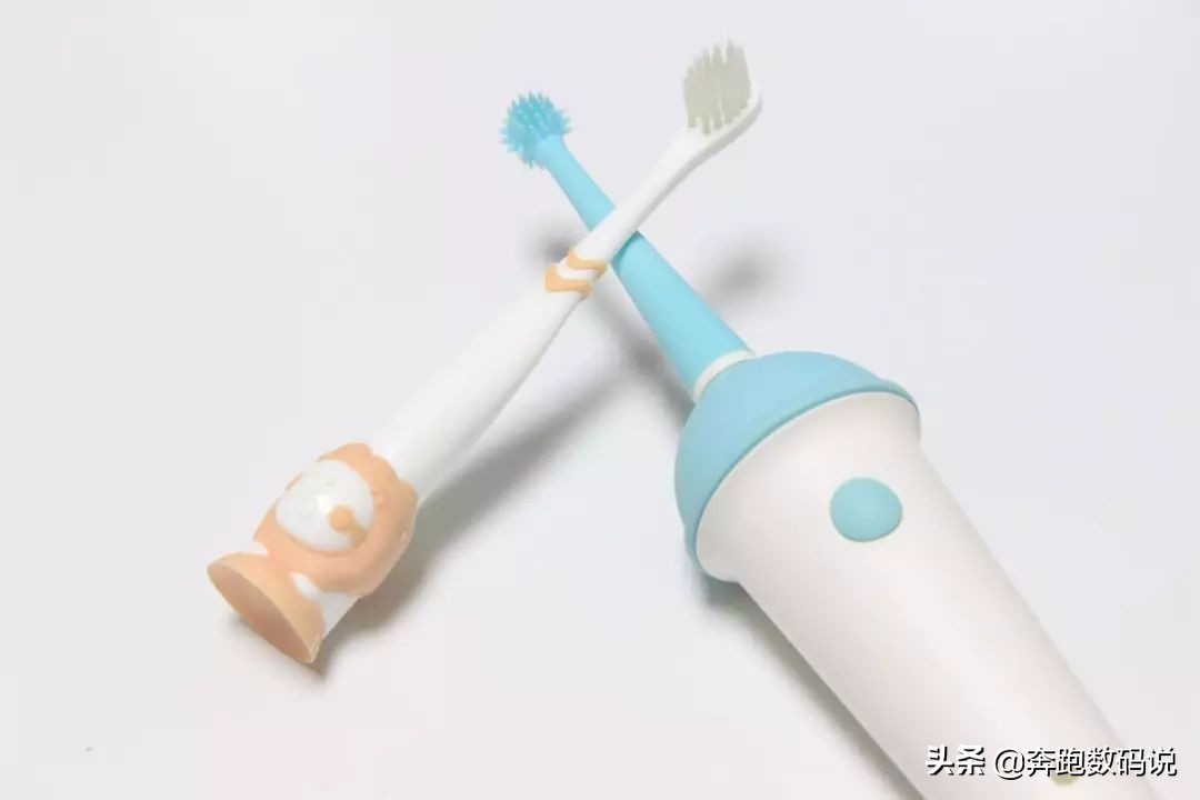 usmile儿童电动牙刷是用哪种刷头,usmile儿童电动牙刷怎样刷牙
