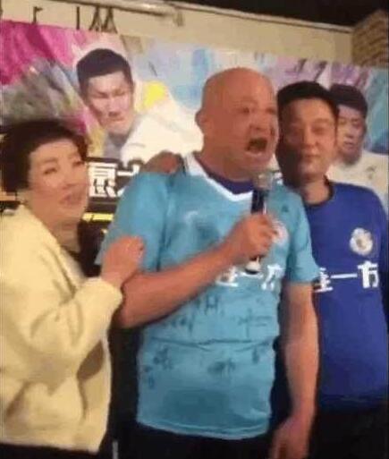 相声说中国足球,相声演员调侃中国足球