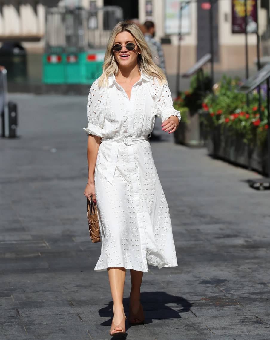 胖人连衣裙怎么穿搭,胖人怎么选裙子显瘦