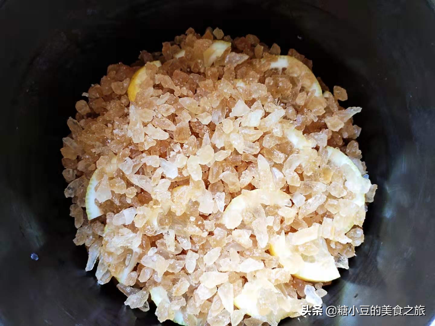 润肺柠檬膏怎么做 (秋冬好吃的柠檬膏止咳润肺)