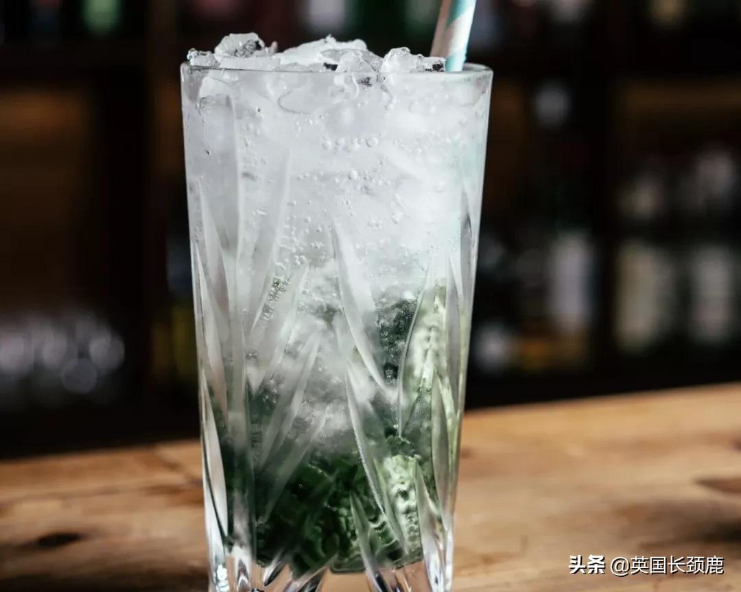 鸡尾酒调酒入门教程,鸡尾酒调酒基础知识入门和精通