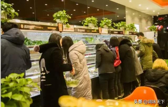 张亮麻辣烫如何吃回本,张亮麻辣烫的发展史