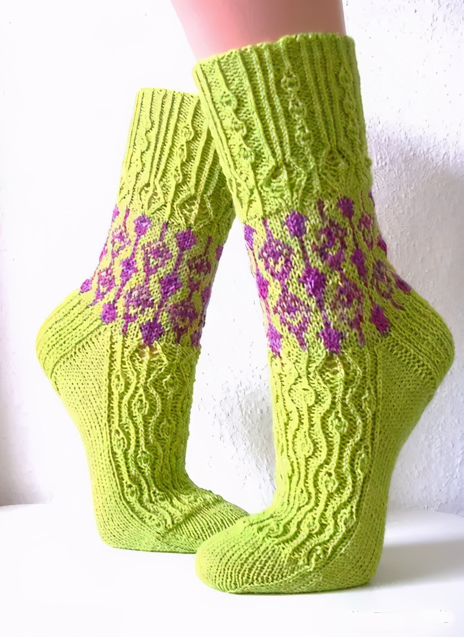 自己织的毛线袜,在家穿的毛线袜怎么织